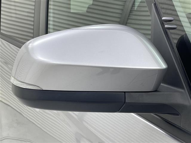 ノア ハイブリッドＳ－Ｇ　両電動ドア　衝突回避ブレーキ　ＡＣＣ　ダブルエアコン　車線逸脱警報装置　ＡＨＢ　ＢＬＵＥＴＯＯＴＨ　ＵＳＢ接続　イモビ　バックガイドモニター　横滑り防止装置　記録簿　ソナー　ＬＥＤヘッドライト　ＴＶ（39枚目）