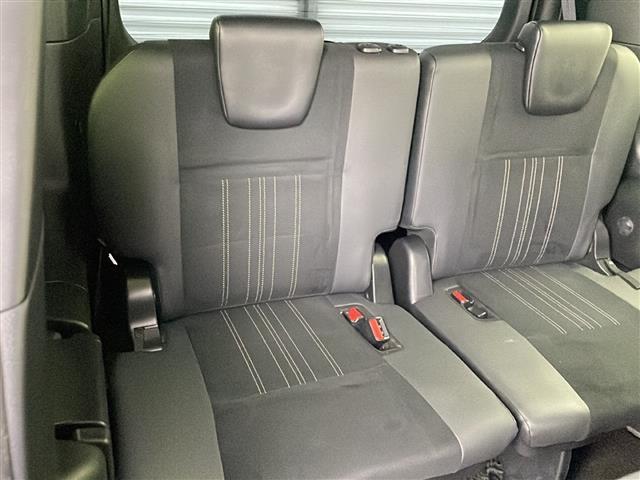 エスクァイア ハイブリッドＧｉプレミアムパッケジブラックテーラード　車線逸脱警報装置　誤発進抑制機能　Ｂｌｕｅｔｏｏｔｈオーディオ　ドライブレコーダ　オートハイビーム　エアロ　前後ソナー　ＥＴＣ２．０　Ｂカメラ　スマートキー　ナビ＆ＴＶ　イモビライザー　オートライト（28枚目）