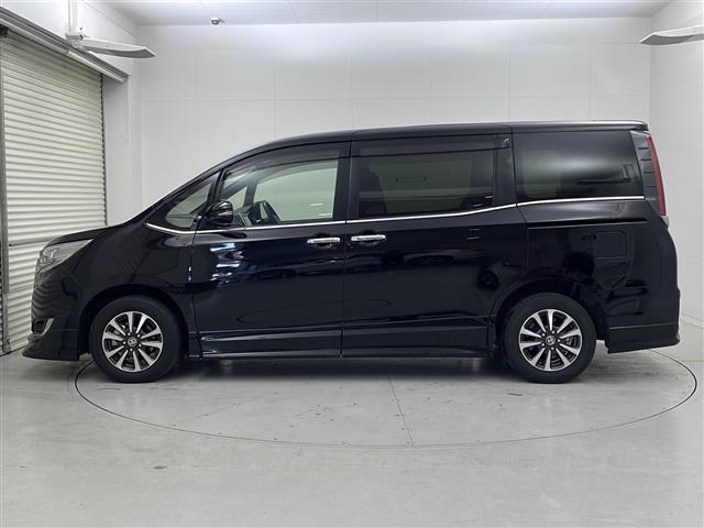 エスクァイア ハイブリッドＧｉプレミアムパッケジブラックテーラード　車線逸脱警報装置　誤発進抑制機能　Ｂｌｕｅｔｏｏｔｈオーディオ　ドライブレコーダ　オートハイビーム　エアロ　前後ソナー　ＥＴＣ２．０　Ｂカメラ　スマートキー　ナビ＆ＴＶ　イモビライザー　オートライト（31枚目）