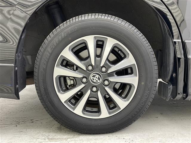 エスクァイア ハイブリッドＧｉプレミアムパッケジブラックテーラード　車線逸脱警報装置　誤発進抑制機能　Ｂｌｕｅｔｏｏｔｈオーディオ　ドライブレコーダ　オートハイビーム　エアロ　前後ソナー　ＥＴＣ２．０　Ｂカメラ　スマートキー　ナビ＆ＴＶ　イモビライザー　オートライト（40枚目）