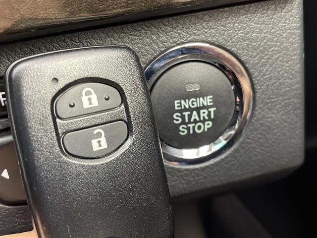 マークＸ ２５０Ｇ　Ｆｏｕｒ　イエローレーベル　スマートキー　バックカメラ　ＥＴＣ車載器（7枚目）