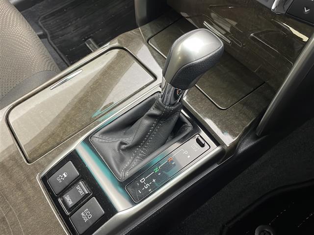 マークＸ ２５０Ｇ　Ｆｏｕｒ　イエローレーベル　スマートキー　バックカメラ　ＥＴＣ車載器（11枚目）