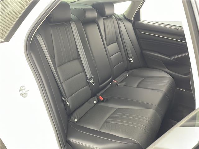 アコード EX ACC ミュージックプレイヤー接続可 カーテンエアバッグ イモビ 追突軽減ブレーキ オートエアコン LEDヘッドライト パワ-シ-ト 皮シート 横滑り防止装置 地デジフルセグ スマキー シートヒーター(25枚目)