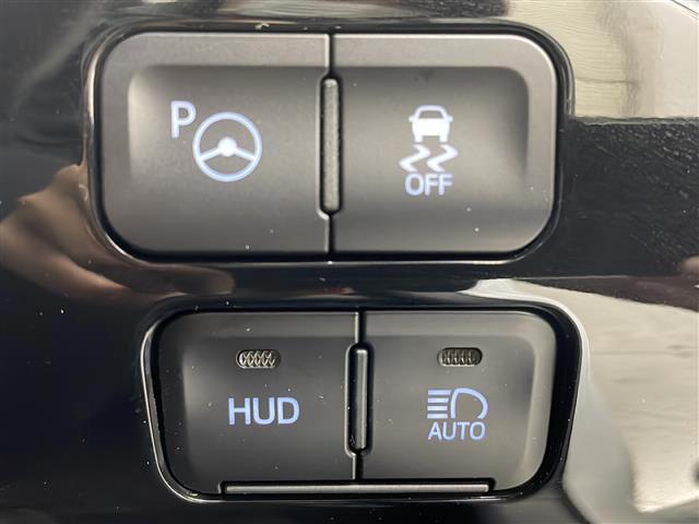 プリウス Ａツーリングセレクション　１１．６インチ純正メーカーオプションメモリナビ　ビルトインＥＴＣ　ドライブレコーダー　ヘッドアップディスプレイ　パーキングアシスト　ブラインドスポットモニター　ドアバイザー　前後クリアランスソナー（21枚目）