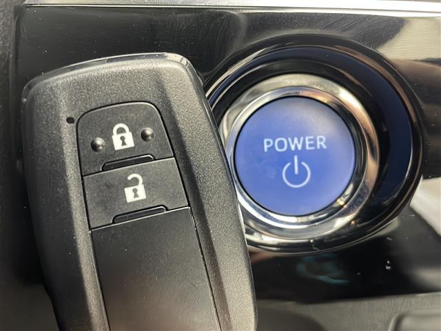 プリウス Ａツーリングセレクション　１１．６インチ純正メーカーオプションメモリナビ　ビルトインＥＴＣ　ドライブレコーダー　ヘッドアップディスプレイ　パーキングアシスト　ブラインドスポットモニター　ドアバイザー　前後クリアランスソナー（22枚目）