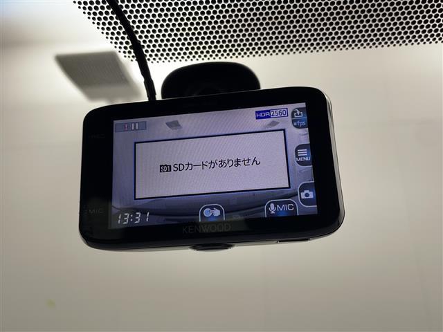 クラウンハイブリッド アスリートＳ　純正メーカーオプションメモリナビ　フルセグテレビ　バックカメラ　前方ドライブレコーダー　前席パワーシート　ステアリングヒーター　ビルトインＥＴＣ　純正１７インチＡＷ　スマートキー　シ－トヒ－タ－　ＰＷ（2枚目）