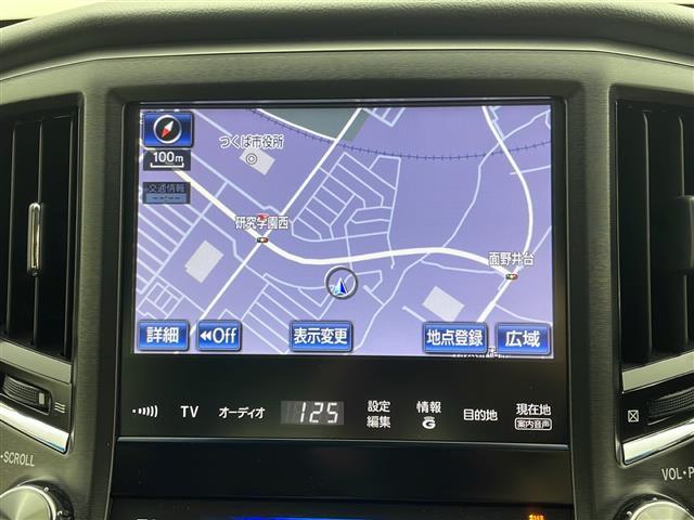 クラウンハイブリッド アスリートＳ　純正メーカーオプションメモリナビ　フルセグテレビ　バックカメラ　前方ドライブレコーダー　前席パワーシート　ステアリングヒーター　ビルトインＥＴＣ　純正１７インチＡＷ　スマートキー　シ－トヒ－タ－　ＰＷ（6枚目）