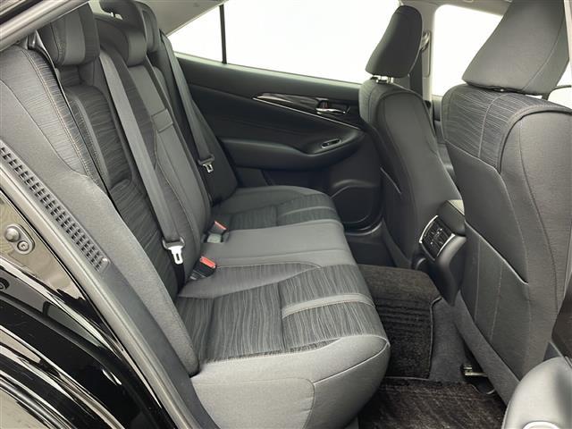 クラウンハイブリッド アスリートＳ　純正メーカーオプションメモリナビ　フルセグテレビ　バックカメラ　前方ドライブレコーダー　前席パワーシート　ステアリングヒーター　ビルトインＥＴＣ　純正１７インチＡＷ　スマートキー　シ－トヒ－タ－　ＰＷ（14枚目）