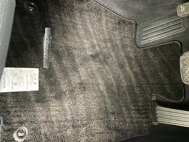 クラウンハイブリッド アスリートＳ　純正メーカーオプションメモリナビ　フルセグテレビ　バックカメラ　前方ドライブレコーダー　前席パワーシート　ステアリングヒーター　ビルトインＥＴＣ　純正１７インチＡＷ　スマートキー　シ－トヒ－タ－　ＰＷ（38枚目）