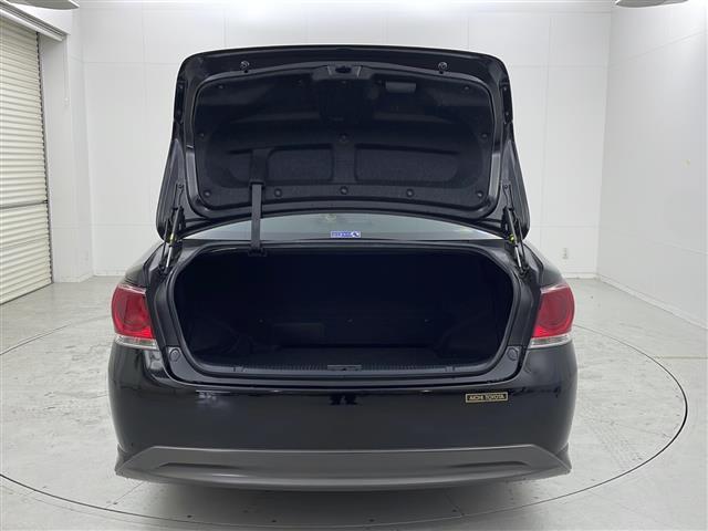 クラウンハイブリッド アスリートＳ　純正メーカーオプションメモリナビ　フルセグテレビ　バックカメラ　前方ドライブレコーダー　前席パワーシート　ステアリングヒーター　ビルトインＥＴＣ　純正１７インチＡＷ　スマートキー　シ－トヒ－タ－　ＰＷ（40枚目）