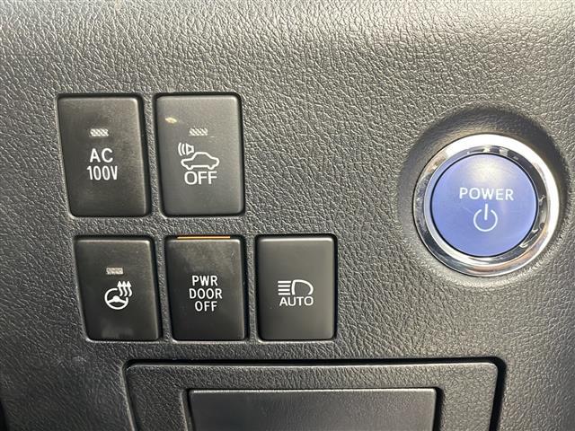 ヴェルファイアハイブリッド エグゼクティブラウンジZ 電動Rゲート TSS レザーシート 横滑り防止機能 ETC2.0 AC100V電源 フルセグTV 3列シート エアバッグ メモリーナビ LEDヘッドランプ エアコン 4WD スマートキー オットマン(14枚目)