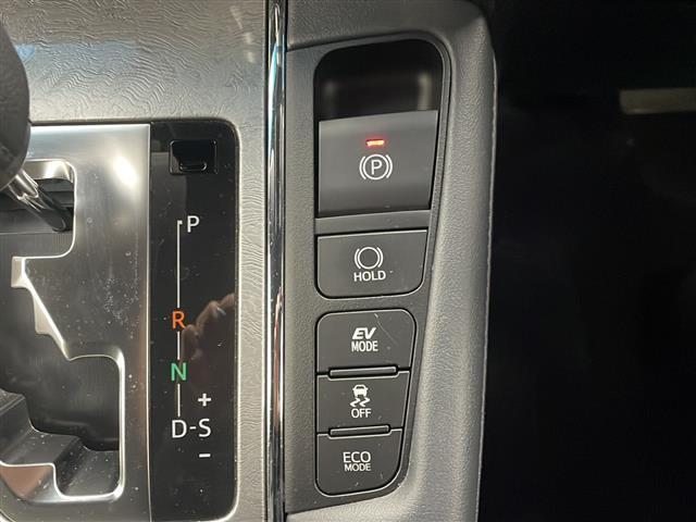 ヴェルファイアハイブリッド エグゼクティブラウンジZ 電動Rゲート TSS レザーシート 横滑り防止機能 ETC2.0 AC100V電源 フルセグTV 3列シート エアバッグ メモリーナビ LEDヘッドランプ エアコン 4WD スマートキー オットマン(18枚目)