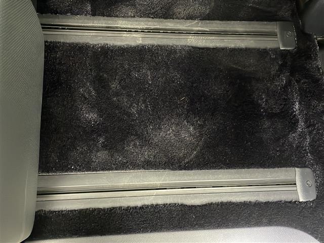 ヴェルファイアハイブリッド エグゼクティブラウンジZ 電動Rゲート TSS レザーシート 横滑り防止機能 ETC2.0 AC100V電源 フルセグTV 3列シート エアバッグ メモリーナビ LEDヘッドランプ エアコン 4WD スマートキー オットマン(26枚目)