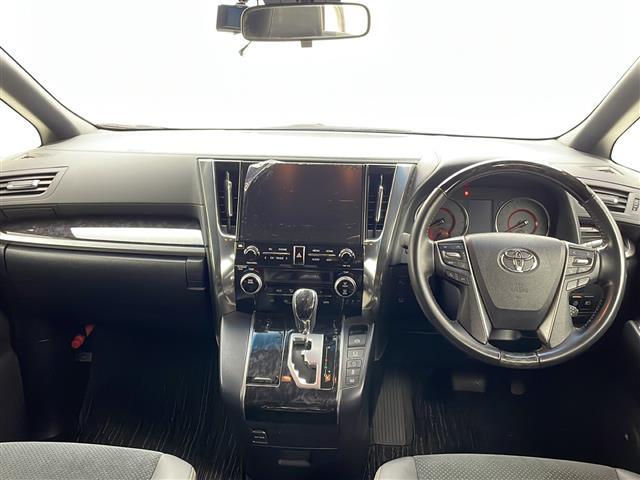 アルファード 2.5S タイプゴールド 衝突軽減システム 電動Rゲート ABS 両側オートスライドドア LEDライト クリアランスソナー アイドリングストップ エアバッグ キーレス ドラレコ 3列シート BT リアオートエアコン 4WD(2枚目)