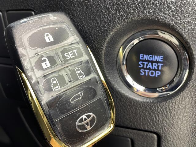 アルファード 2.5S タイプゴールド 衝突軽減システム 電動Rゲート ABS 両側オートスライドドア LEDライト クリアランスソナー アイドリングストップ エアバッグ キーレス ドラレコ 3列シート BT リアオートエアコン 4WD(4枚目)