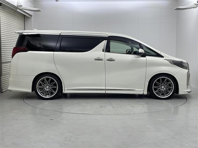 アルファード 2.5S タイプゴールド 衝突軽減システム 電動Rゲート ABS 両側オートスライドドア LEDライト クリアランスソナー アイドリングストップ エアバッグ キーレス ドラレコ 3列シート BT リアオートエアコン 4WD(35枚目)