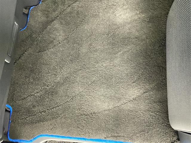 アルファードハイブリッド SR レーンキープアシスト コーナーソナー BTオーディオ ETC2.0 エアコン 100V充電 地デジ オートライト 両電動ドア 電動シート LEDライト キーレス ドラレコ メモリナビ 盗難防止 4WD(26枚目)