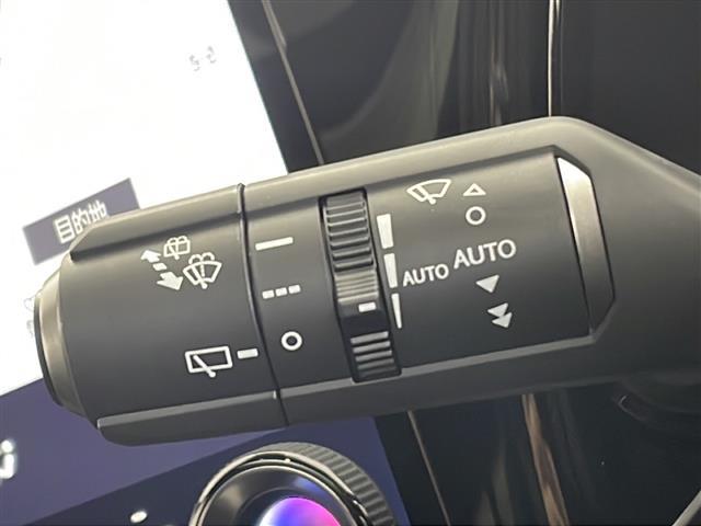 ＲＸ ＲＸ５００ｈ　Ｆスポーツパフォーマンス　純正ナビシステム／ＴＶ　／ＣａｒＰｌａｙ　／Ｂｌｕｅｔｏｏｔｈ　／ＵＳＢ入力／全周囲カメラ／デジタルインナーミラー／ブラインドスポットモニター／ビルトインＥＴＣ２．０／ヘッドアップディスプレイ　ＬＥＤ（10枚目）
