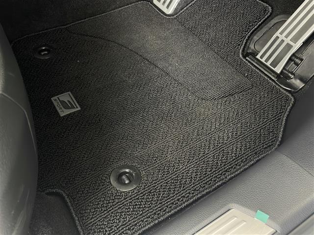 ＲＸ ＲＸ５００ｈ　Ｆスポーツパフォーマンス　純正ナビシステム／ＴＶ　／ＣａｒＰｌａｙ　／Ｂｌｕｅｔｏｏｔｈ　／ＵＳＢ入力／全周囲カメラ／デジタルインナーミラー／ブラインドスポットモニター／ビルトインＥＴＣ２．０／ヘッドアップディスプレイ　ＬＥＤ（21枚目）