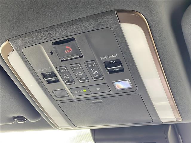 アルファードハイブリッド Ｚ　両自動ドア　１オーナー車　本革シート　ＰＷバックドア　ＡＨＢ　オットマン　フルセグテレビ　スマートキー　Ｂｌｕｅｔｏｏｔｈ接続　ＬＥＤヘッドランプ　ＥＴＣ２．０　ムーンルーフ　３列シート　オートライト（12枚目）
