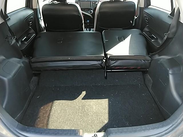 アクア Ｓ　ワンオーナー　キーレス　フルセグ　ナビ＆ＴＶ　１５アルミホイール　エアバッグ　オートマ　フル装備　助手席エアバッグ　ＥＴＣ　バックカメラ　スマートキー（24枚目）