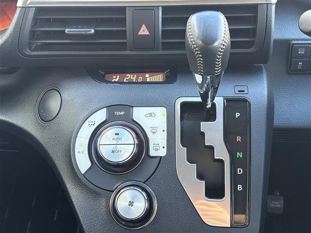 シエンタ ハイブリッドＧ　トヨタセーフティセンス　ＴＲＤエアロ　スマートキー　プッシュスタート　両側パワースライドドア　純正ナビ　バックカメラ　ＬＥＤヘッドライト　フォグライト　オートライト　純正１５インチＡＷ　Ｂトゥース（5枚目）