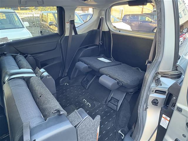 シエンタ ハイブリッドＧ　トヨタセーフティセンス　ＴＲＤエアロ　スマートキー　プッシュスタート　両側パワースライドドア　純正ナビ　バックカメラ　ＬＥＤヘッドライト　フォグライト　オートライト　純正１５インチＡＷ　Ｂトゥース（20枚目）
