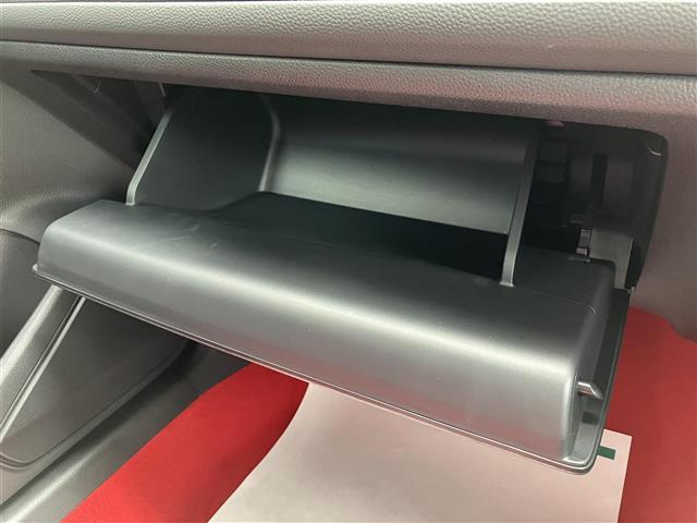 シビック タイプＲ　登録済未使用車　ホンダセンシング　ＨｏｎｄａＣＯＮＮＥＣＴディスプレイ（ナビ／フルセグ／ＢＴ／ＵＳＢ／ＡｐｐｌｅＣａｒＰｌａｙ／ＡｎｄｒｏｉｄＡｕｔｏ）　バックカメラ　オートブレーキホールド　ＬＫＡ（32枚目）