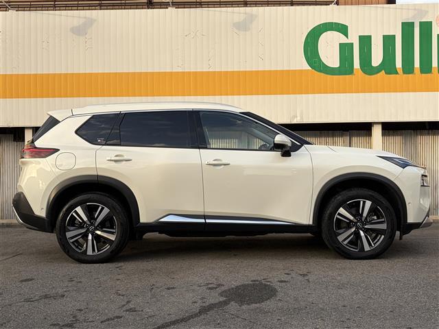 エクストレイル G e-4ORCE BOSEサウンド プロパイロット プロパイロットパーキング 黒革シート 全席シートヒーター 前席パワーシート パワーバックドア 純正メーカーナビ アラウンドビューモニター デジタルインナーミラー PS(7枚目)