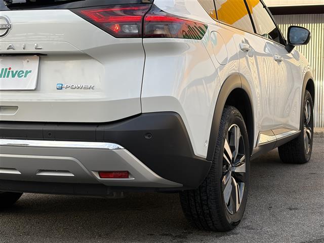 エクストレイル G e-4ORCE BOSEサウンド プロパイロット プロパイロットパーキング 黒革シート 全席シートヒーター 前席パワーシート パワーバックドア 純正メーカーナビ アラウンドビューモニター デジタルインナーミラー PS(11枚目)