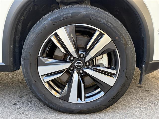 エクストレイル G e-4ORCE BOSEサウンド プロパイロット プロパイロットパーキング 黒革シート 全席シートヒーター 前席パワーシート パワーバックドア 純正メーカーナビ アラウンドビューモニター デジタルインナーミラー PS(15枚目)