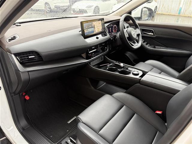 エクストレイル G e-4ORCE BOSEサウンド プロパイロット プロパイロットパーキング 黒革シート 全席シートヒーター 前席パワーシート パワーバックドア 純正メーカーナビ アラウンドビューモニター デジタルインナーミラー PS(19枚目)