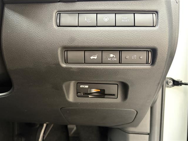 エクストレイル G e-4ORCE BOSEサウンド プロパイロット プロパイロットパーキング 黒革シート 全席シートヒーター 前席パワーシート パワーバックドア 純正メーカーナビ アラウンドビューモニター デジタルインナーミラー PS(31枚目)