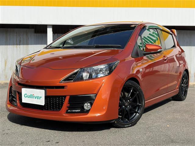 ヴィッツ RS G’s スマートパッケージ トヨタセーフティセンスC ナビ バックカメラ BT フルセグ DVD/CD再生 録音 ハーフレザーシート ローダウン スマートキー プッシュスタート Gsアルミホイール 革巻き(ステアリング・シフト)(2枚目)