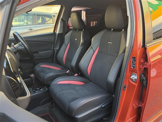 ヴィッツ RS G’s スマートパッケージ トヨタセーフティセンスC ナビ バックカメラ BT フルセグ DVD/CD再生 録音 ハーフレザーシート ローダウン スマートキー プッシュスタート Gsアルミホイール 革巻き(ステアリング・シフト)(35枚目)