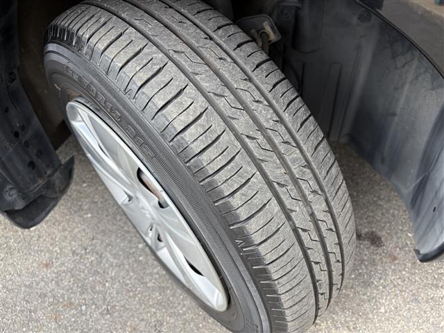 マーチ Ｘ　Ｖセレクション　ワンオーナー　純正ナビ　バックカメラ　スマートキー　プッシュスタート　ドライブレコーダー　ＥＴＣ　オートリトラクタブルミラー　オートライト　アイドリングストップ　リアガラススモークフィルム施工　ＵＳＢ（16枚目）