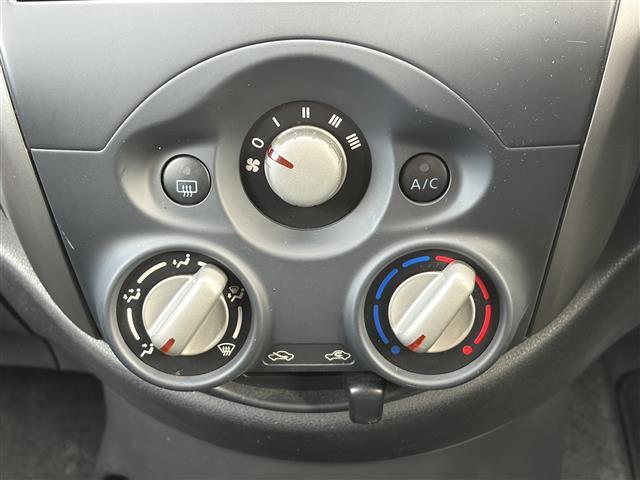 マーチ Ｘ　Ｖセレクション　ワンオーナー　純正ナビ　バックカメラ　スマートキー　プッシュスタート　ドライブレコーダー　ＥＴＣ　オートリトラクタブルミラー　オートライト　アイドリングストップ　リアガラススモークフィルム施工　ＵＳＢ（25枚目）