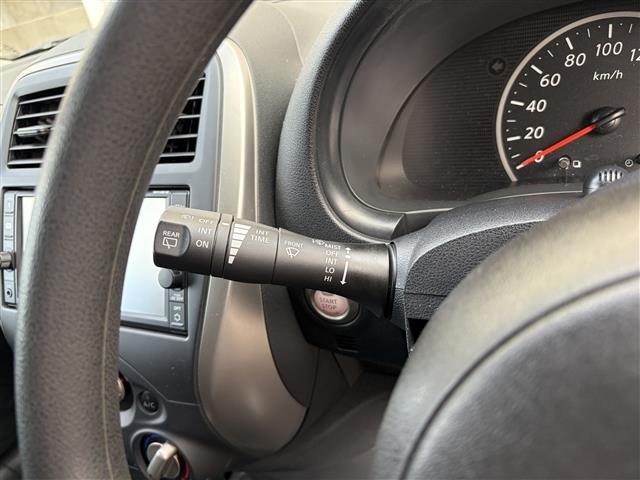 マーチ Ｘ　Ｖセレクション　ワンオーナー　純正ナビ　バックカメラ　スマートキー　プッシュスタート　ドライブレコーダー　ＥＴＣ　オートリトラクタブルミラー　オートライト　アイドリングストップ　リアガラススモークフィルム施工　ＵＳＢ（28枚目）