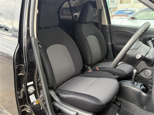 マーチ Ｘ　Ｖセレクション　ワンオーナー　純正ナビ　バックカメラ　スマートキー　プッシュスタート　ドライブレコーダー　ＥＴＣ　オートリトラクタブルミラー　オートライト　アイドリングストップ　リアガラススモークフィルム施工　ＵＳＢ（34枚目）