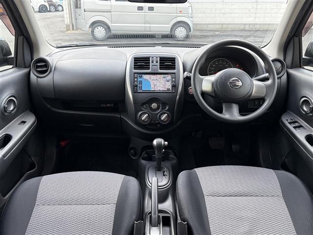 マーチ Ｘ　Ｖセレクション　ワンオーナー　純正ナビ　バックカメラ　スマートキー　プッシュスタート　ドライブレコーダー　ＥＴＣ　オートリトラクタブルミラー　オートライト　アイドリングストップ　リアガラススモークフィルム施工　ＵＳＢ（42枚目）