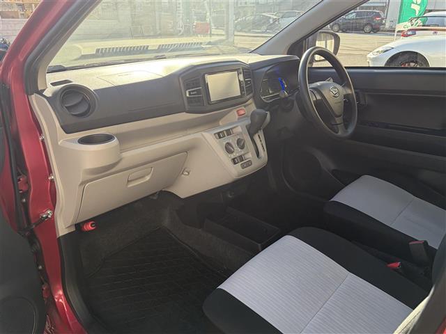 ミライース Ｘ　ＳＡＩＩＩ　衝突軽減　純正ナビ　Ｂｌｕｅｔｏｏｔｈ　フルセグＴＶ　キーレス　ドライブレコーダー　バックカメラ　ＥＴＣ　アイドリングストップ　コーナセンサー　ラバーフロアマット　電動格納ミラー　ＬＥＤヘッドライト（31枚目）