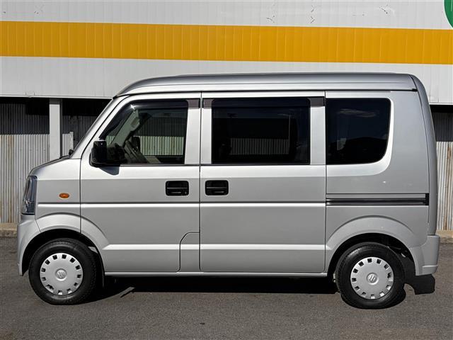 エブリイ ジョイン　純正ＣＤオーディオ　キーレスキー　ヘッドライトレベライザー　プライバシーガラス　フロアマット　デュアルスライドドア　フロントパワーウインドウ　Ｗエアバック　キーレスエントリー　ＡＣ　ＰＳ　ＡＢＳ（6枚目）