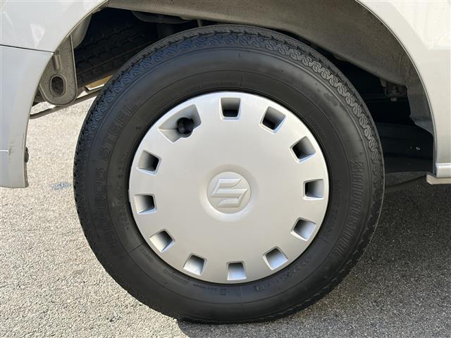 エブリイ ジョイン　純正ＣＤオーディオ　キーレスキー　ヘッドライトレベライザー　プライバシーガラス　フロアマット　デュアルスライドドア　フロントパワーウインドウ　Ｗエアバック　キーレスエントリー　ＡＣ　ＰＳ　ＡＢＳ（18枚目）