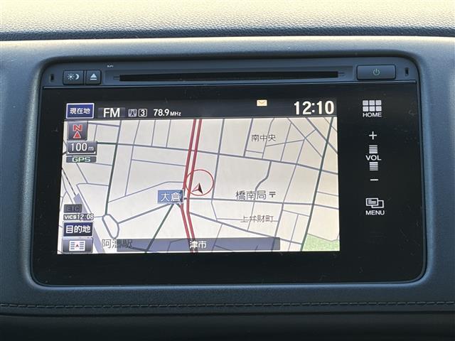 ヴェゼル ハイブリッドＺ　１オーナー　ＣＴＢＡ　メーカーナビ　Ｂｌｕｅｔｏｏｔｈ　ＨＤＭＩ　フルセグ　ＤＶＤ　黒革シート　前席シートヒーター　パドルシフト　ルーフレール　スマートキー　プッシュスタート　革巻きステアリング（19枚目）