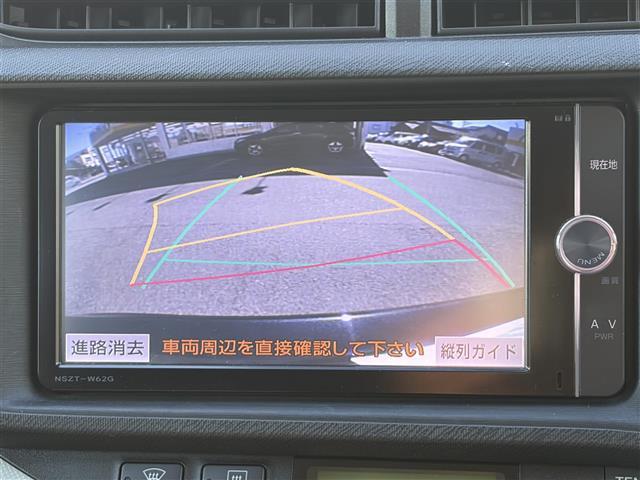 アクア Ｓ　ワンオーナー　スマートキー　プッシュスタート　純正ナビ　バックカメラ　ＬＥＤヘッドライト　フォグライト　オートライト　ウィンカーミラー　電格ミラー　革巻ステアリング　ステアリングスイッチ　オートライト（23枚目）