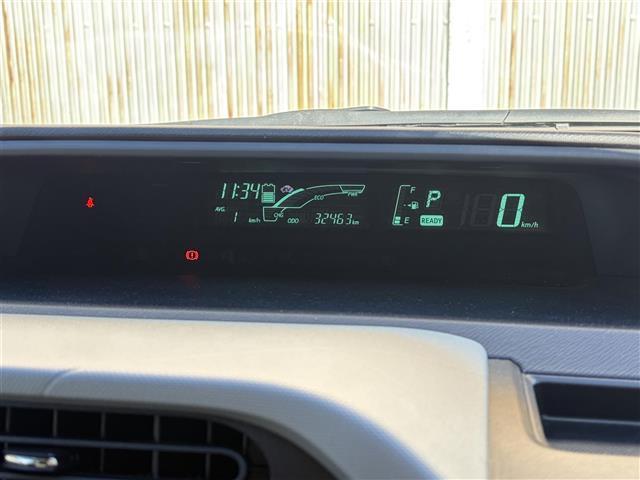 アクア Ｓ　ワンオーナー　スマートキー　プッシュスタート　純正ナビ　バックカメラ　ＬＥＤヘッドライト　フォグライト　オートライト　ウィンカーミラー　電格ミラー　革巻ステアリング　ステアリングスイッチ　オートライト（27枚目）