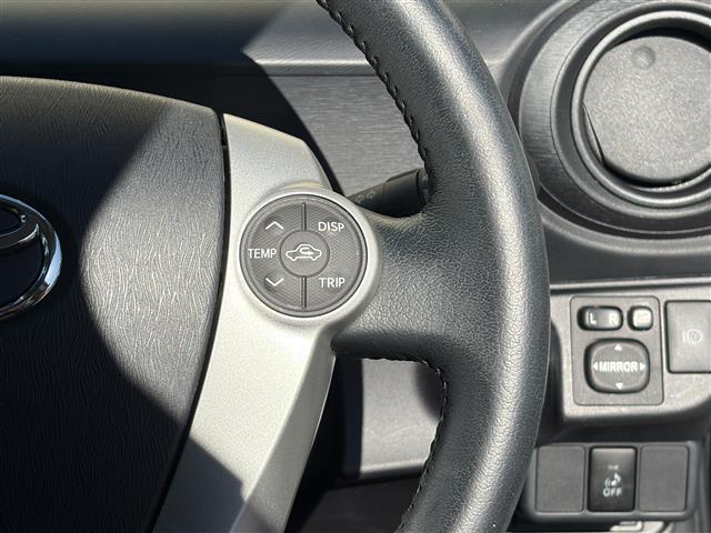 アクア Ｓ　ワンオーナー　スマートキー　プッシュスタート　純正ナビ　バックカメラ　ＬＥＤヘッドライト　フォグライト　オートライト　ウィンカーミラー　電格ミラー　革巻ステアリング　ステアリングスイッチ　オートライト（30枚目）