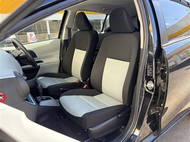 アクア Ｓ　ワンオーナー　スマートキー　プッシュスタート　純正ナビ　バックカメラ　ＬＥＤヘッドライト　フォグライト　オートライト　ウィンカーミラー　電格ミラー　革巻ステアリング　ステアリングスイッチ　オートライト（34枚目）