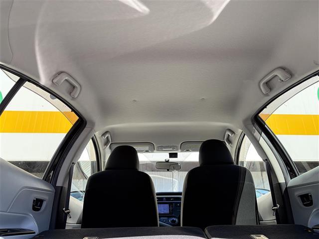 アクア Ｓ　ワンオーナー　スマートキー　プッシュスタート　純正ナビ　バックカメラ　ＬＥＤヘッドライト　フォグライト　オートライト　ウィンカーミラー　電格ミラー　革巻ステアリング　ステアリングスイッチ　オートライト（40枚目）