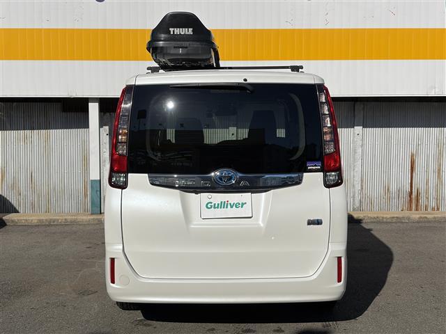 ノア ハイブリッドＧ　１オーナーＰＣＳ　ベットキット　ルーフキャリー　アルパインナビ　バックカメラ　両側パワースライドドア　　スマートキー　プッシュスタート　オートハイビーム　Ｄ／Ｎ席シートヒーター　クルーズコントロール（5枚目）